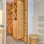 The 3- Residences By Aahh *
