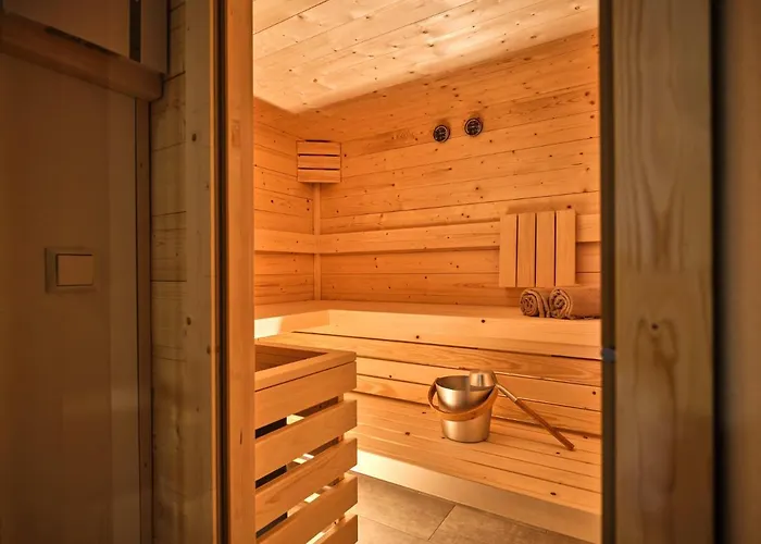 The 3- Residences By Aahh *