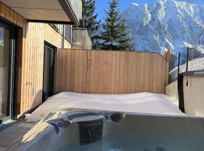 The 3- Residences By Aahh *