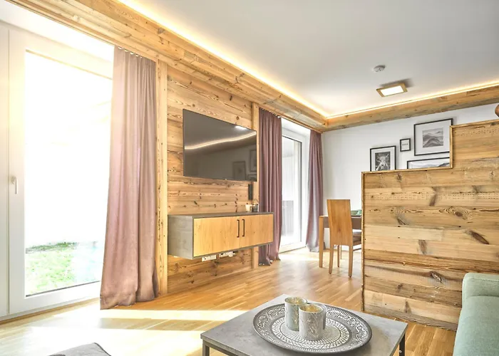 The 3- Residences By Aahh *